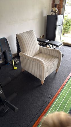 Hulala Home Striped Farmhouse Recliner