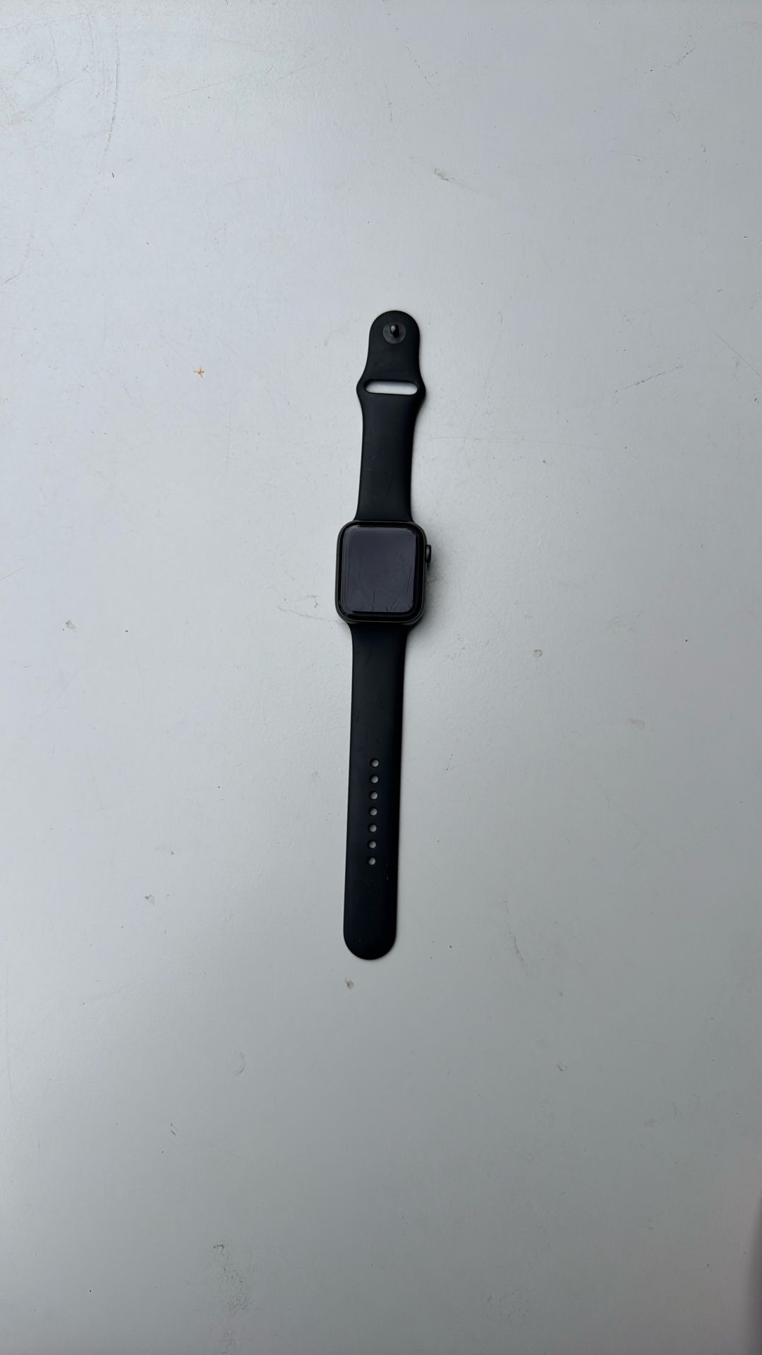 Apple Watch Series 4 44mm Aluminum - Black