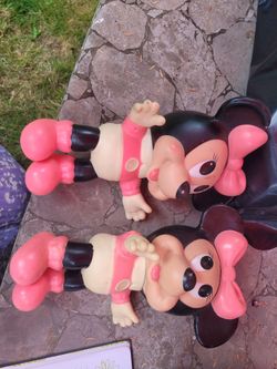 Minnie Mouse Rubber Squeeze Toy Figures – Set of 2