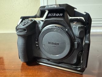 Nikon Z8 Bundle