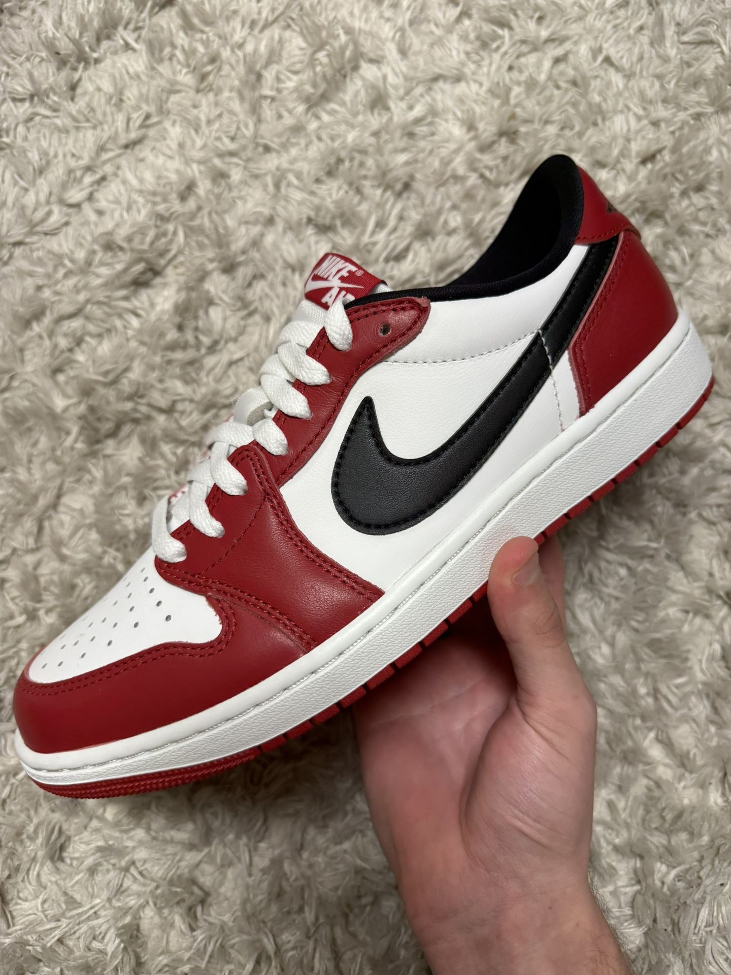 Jordan 1 Low Chicago Size 9M And 8M Available Brand New DS