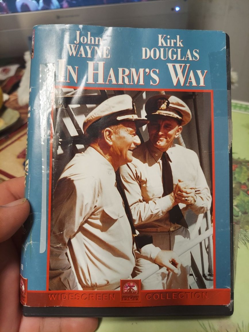 John Wayne /Kirk Douglas DVD