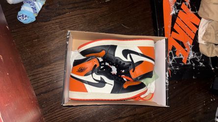 Shattered Backboards size 8.5