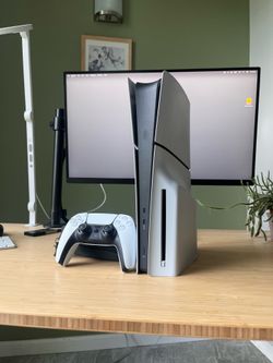 PS5 Slim Disc Edition