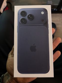 Apple iPhone 17 Pro Max – Deep Purple – 1TB – Brand New Sealed