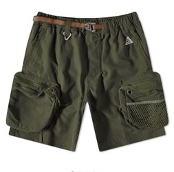 Nike ACG Cargo Shorts Size M