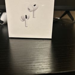 AirPod pro 2nd Generation wireless charging case