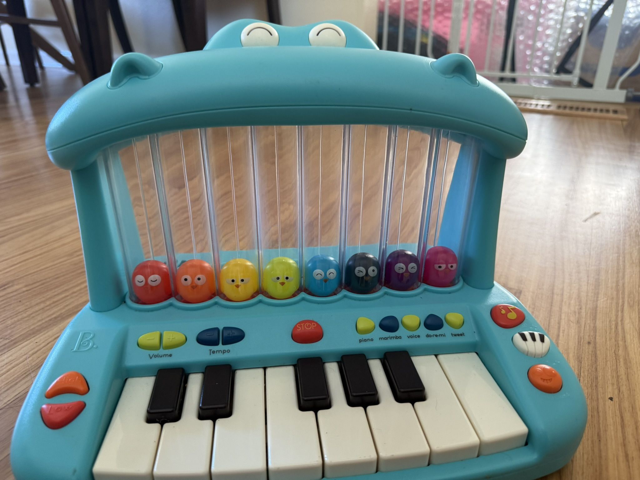 Hippo hop - B. Toys - Musical Play Piano