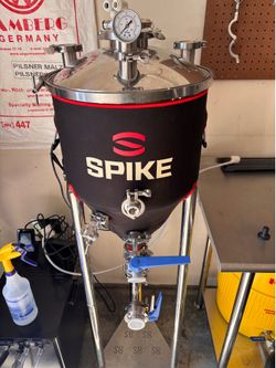 14g Spike CF15 Conical Unitank