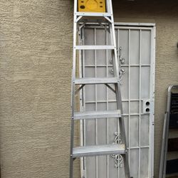 Davison 8 Ft Aluminum Ladder $80 Gilbert And Ray Rd. Check All Pics And Offers.