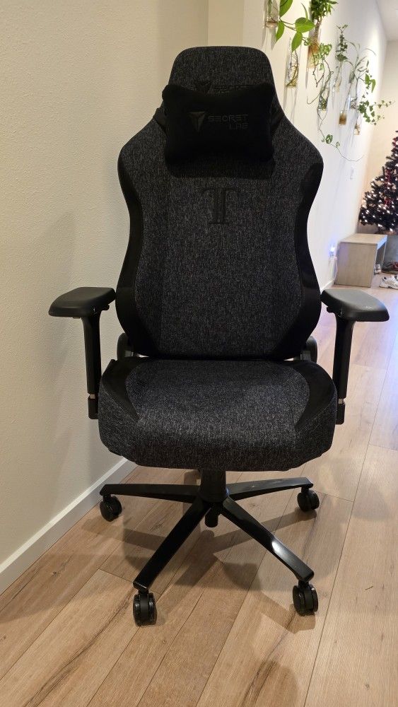 Secret Lab Gaming Chair