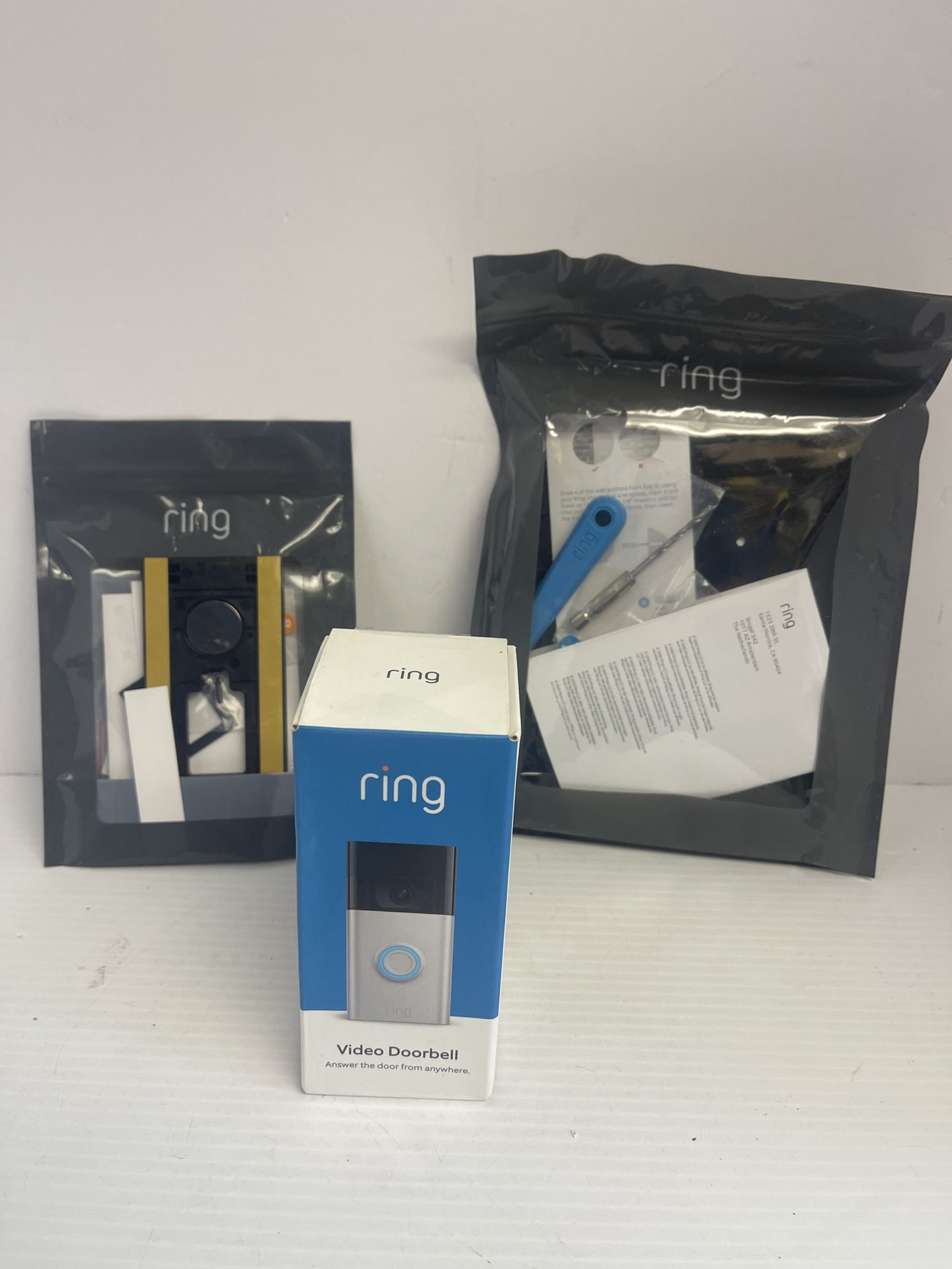 Ring Video Doorbell Gen 2 HD Video 1080P Motion Activated Night Vision plus 1057