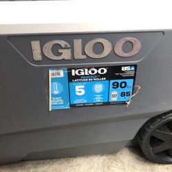 Igloo Latitude 90 Roller Gray