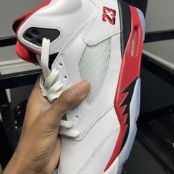Jordan 5 Fire Red – Size 10– Great Condition 