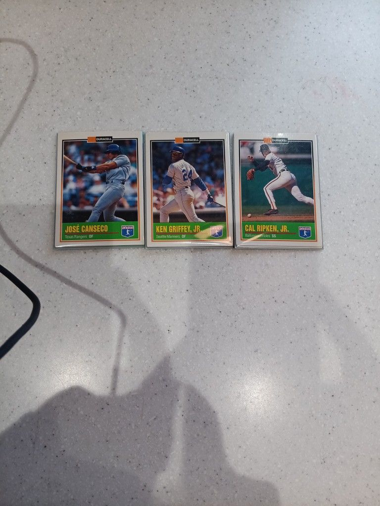 3 Completely Mint/ Near Mint Baseball Cards 1993