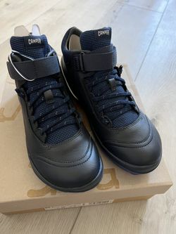 Boys Shoes Size 4