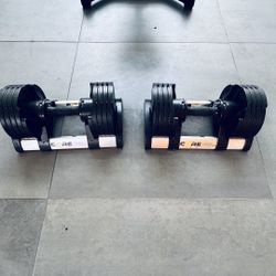 Core Adjustable Dumbbell Set