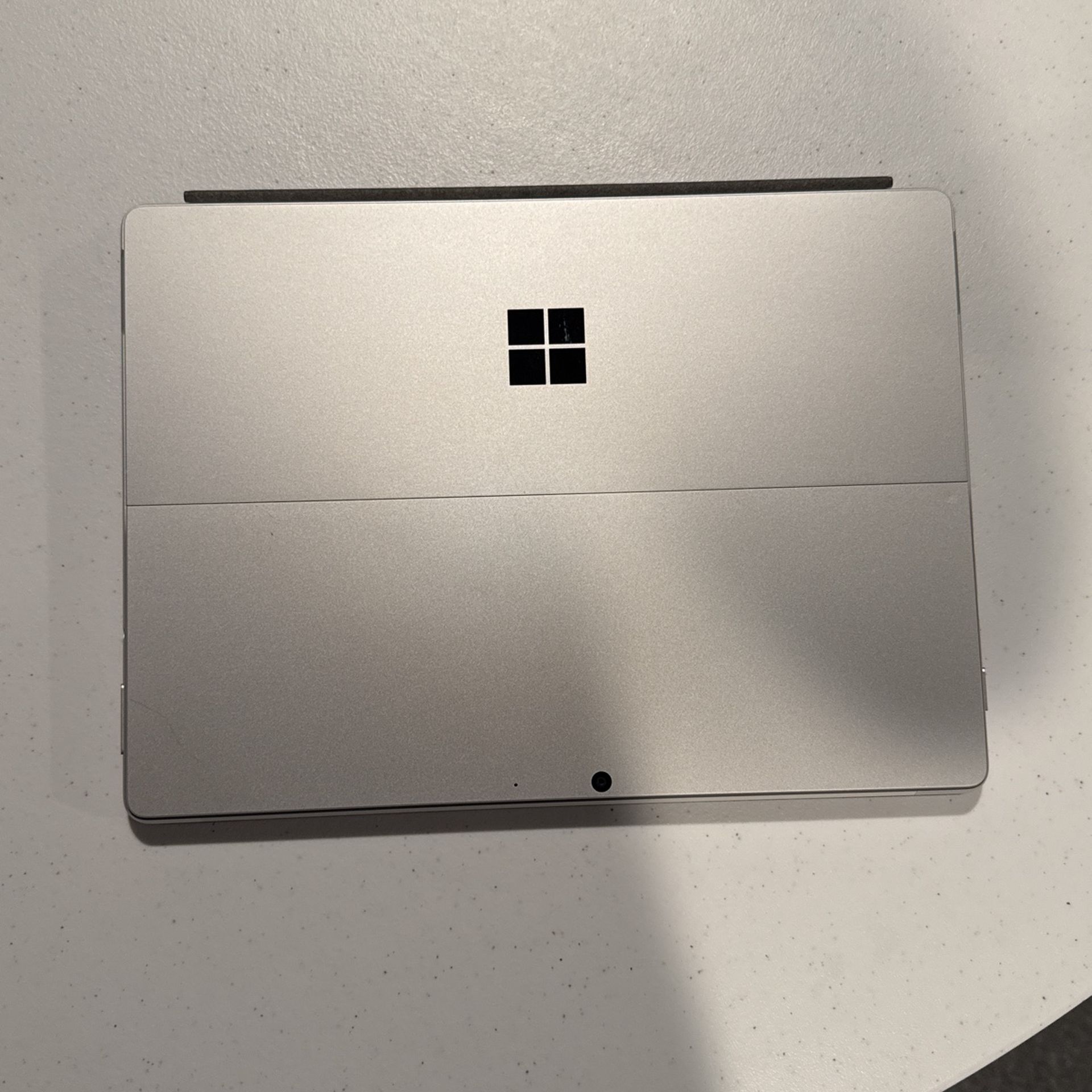 Surface Pro 8