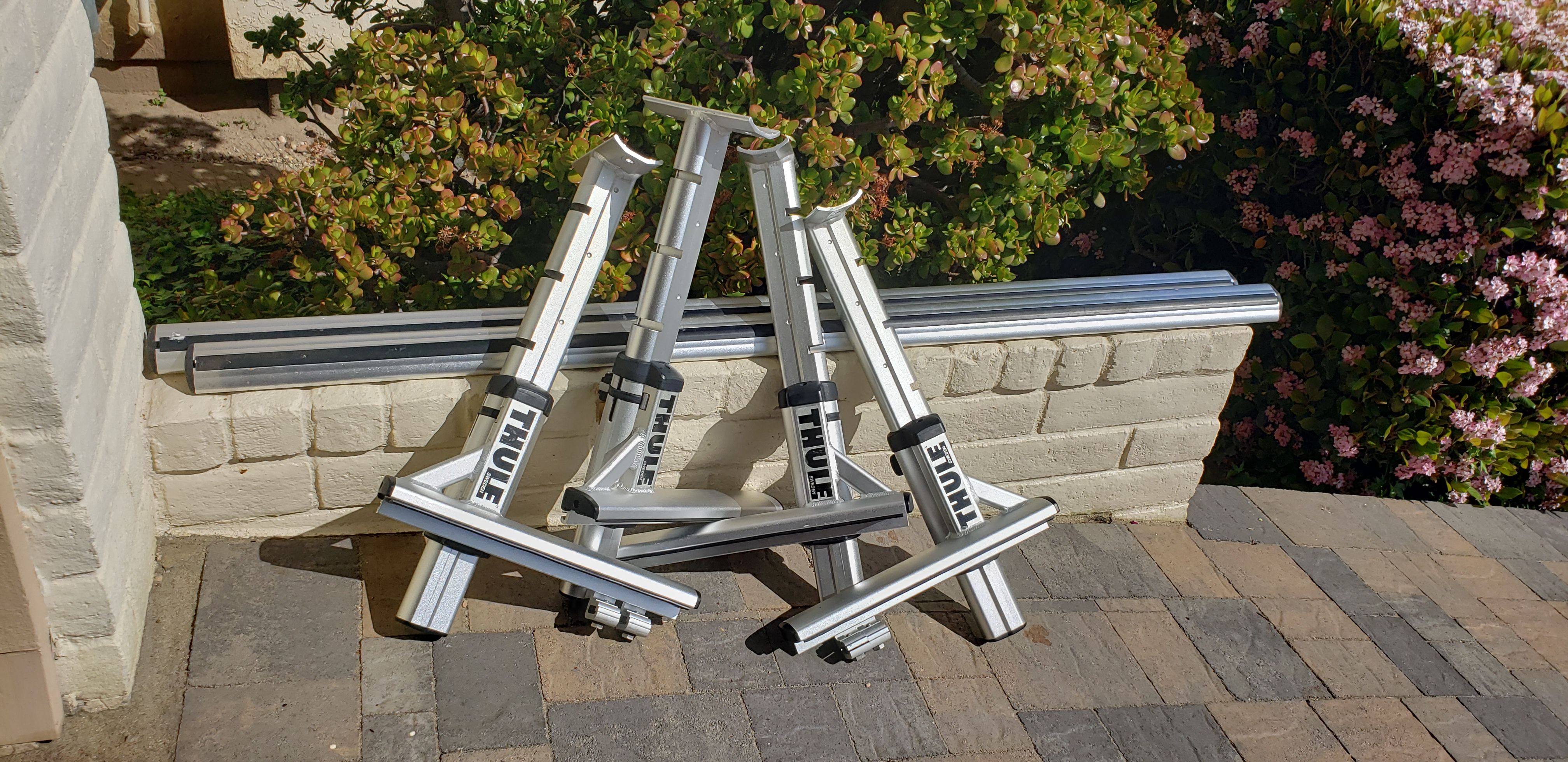 THULE 422XT XSPORTER MULTIHEIGHT ALUMINUM TRUCK RACK WITH XK1 ADAPTER