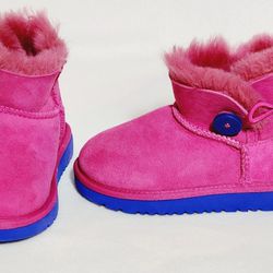 Kids UGG Boots  Pink Size 10 Brand New