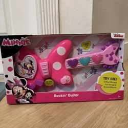 Minnie Rockin Guitar 