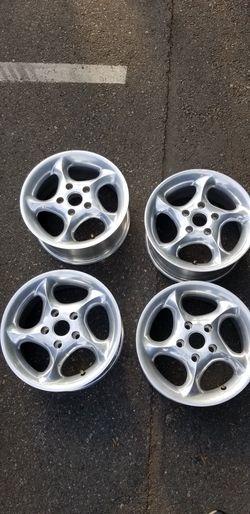 4 Wheels 15"