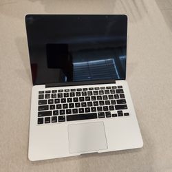 MacBook Pro (Retina, 13-inch, Early 2015) - 256GB SSD