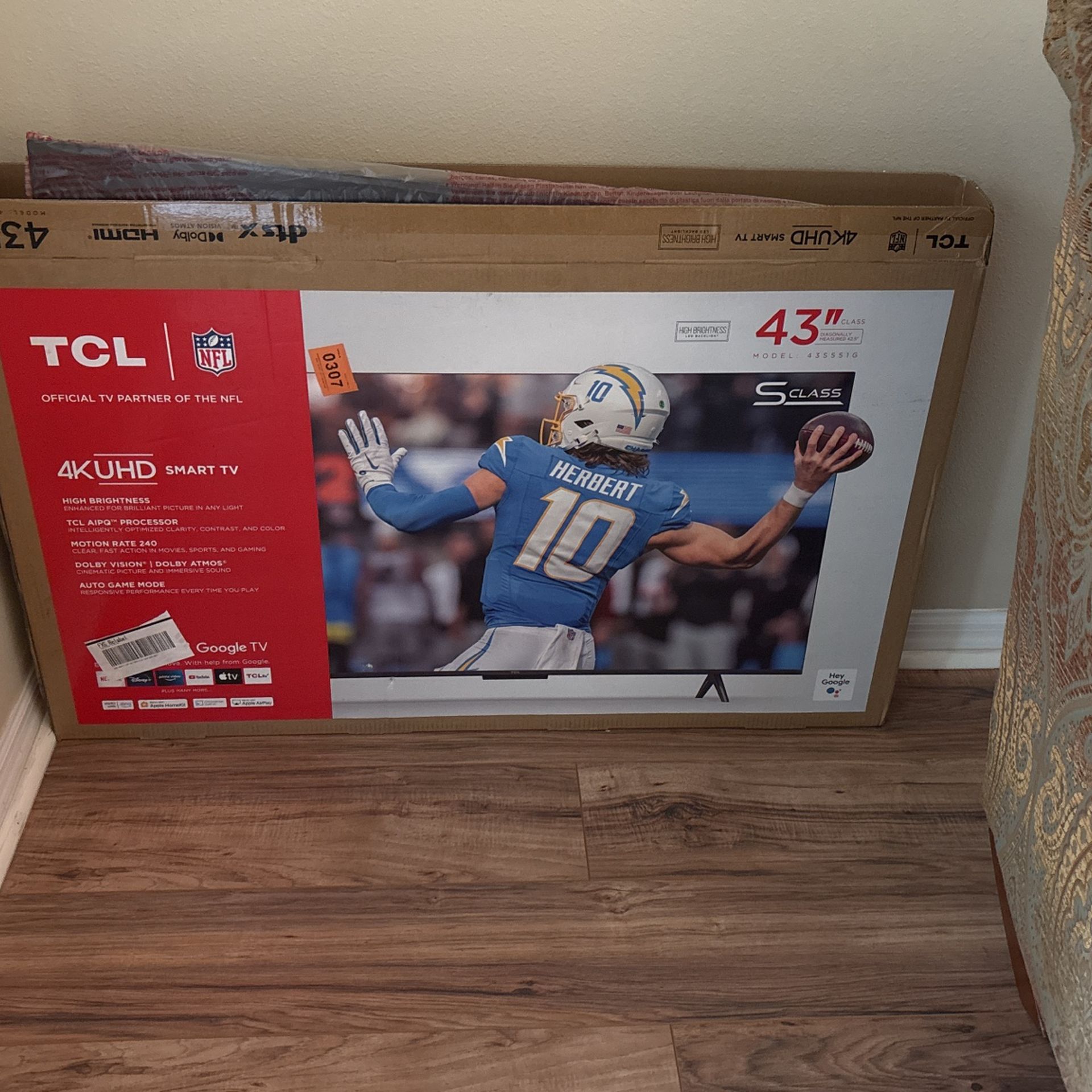 43” TV / 4kUHD smart TV
