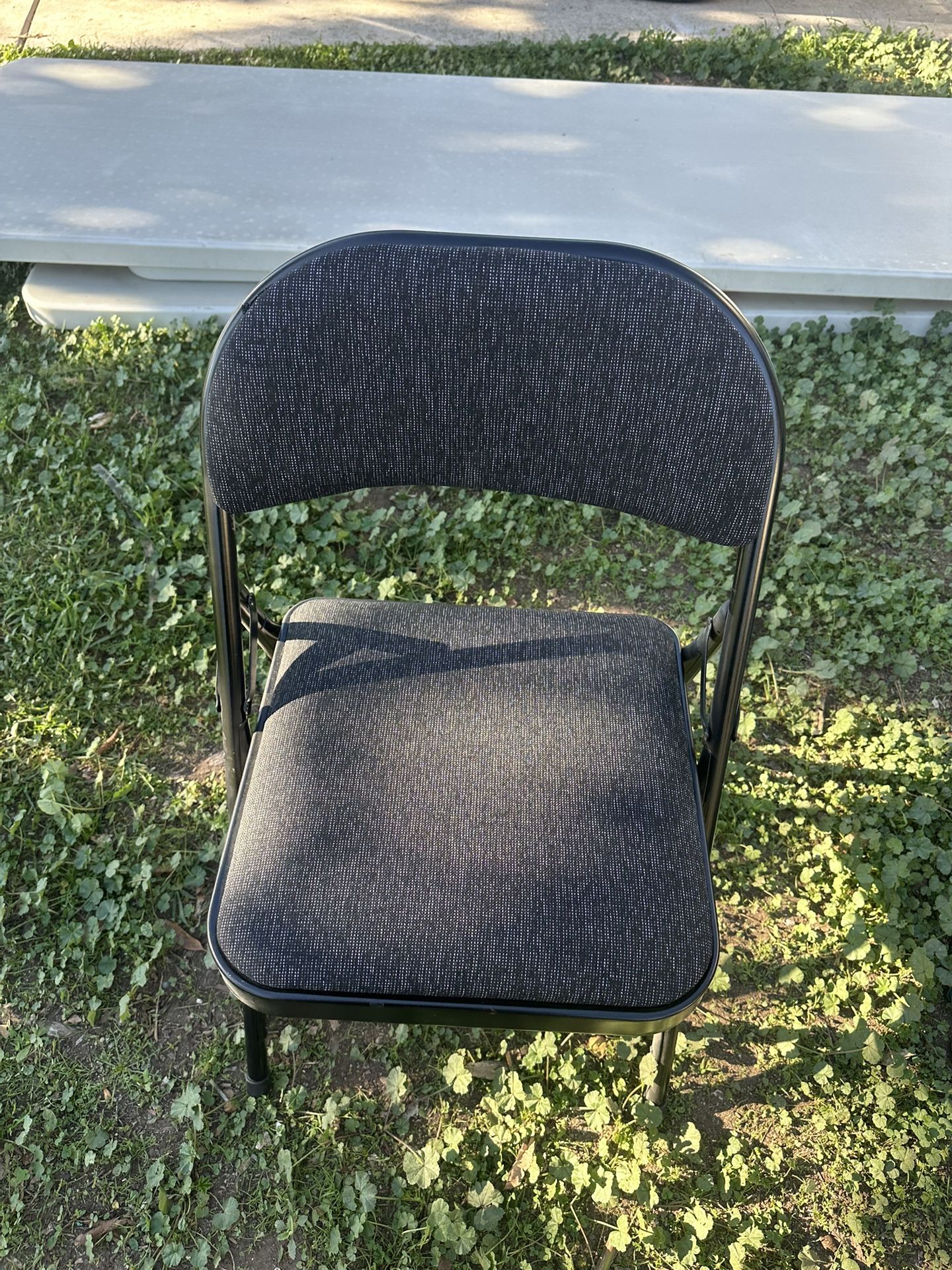 Deluxe Fabric Padded Folding Chair - Black