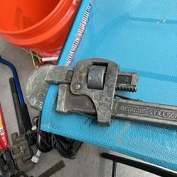 VINTAGE ANTIQUE STILLSON WALWORTH PIPE WRENCH 24