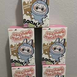 Labubus 