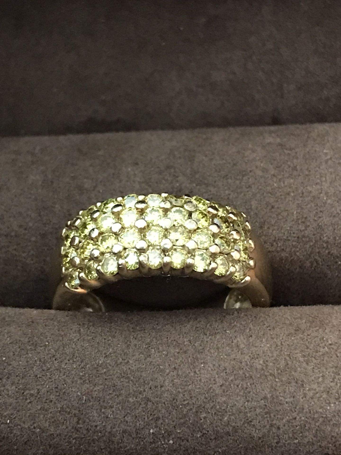 10k yellow gold yellow diamond size 7 ring