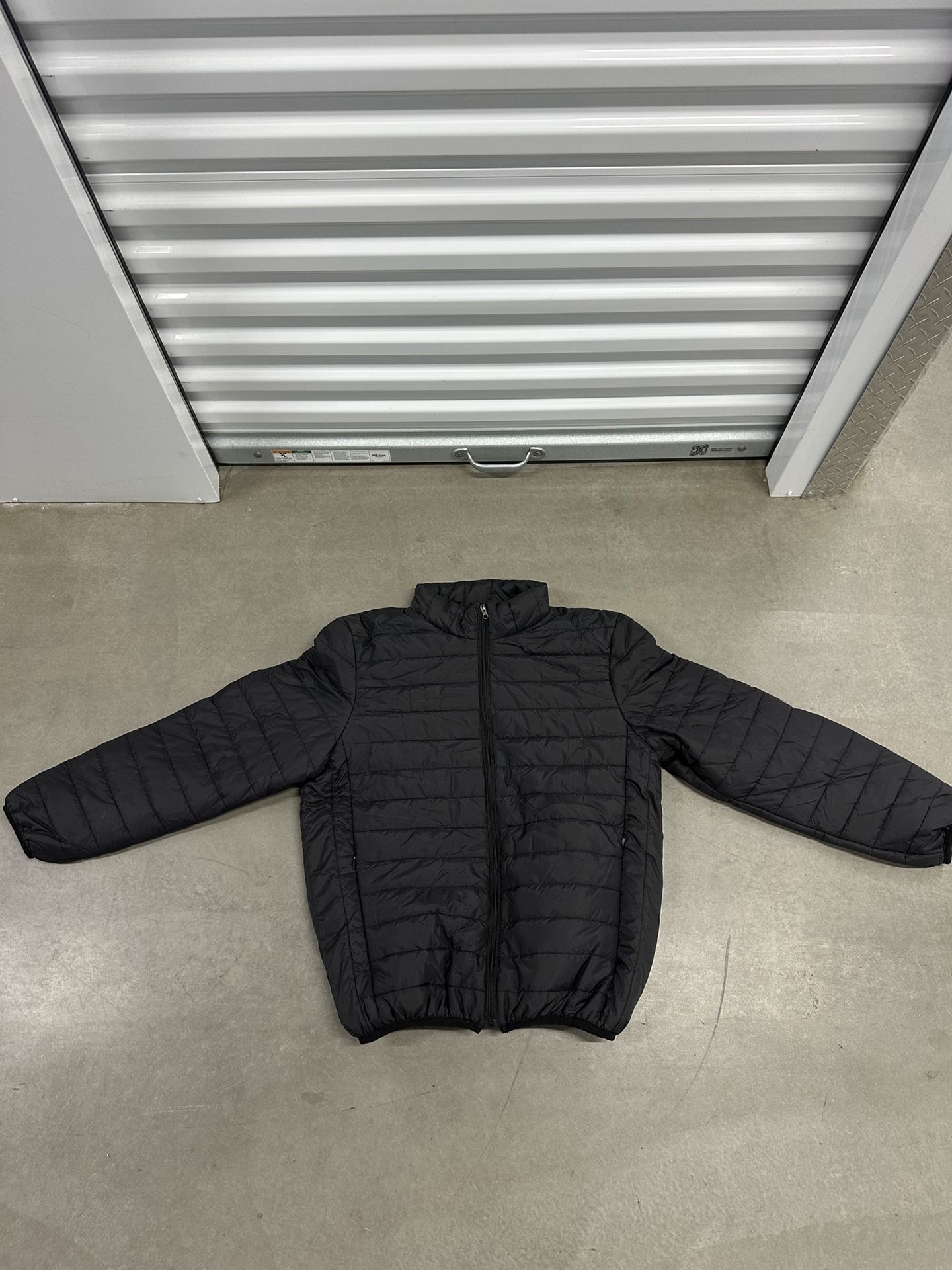 Puffers Jackets Men ( Grey, Black And Nazy Blue )