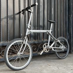 Xootr Swift Folding Bike (steel Frame)
