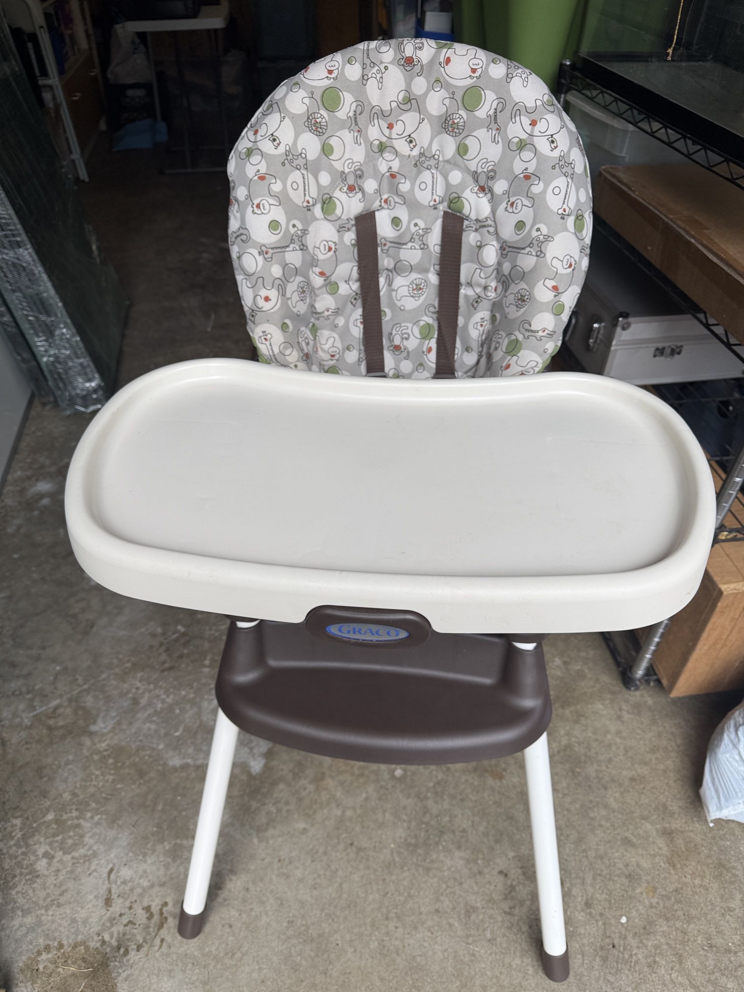 High Chair Like New