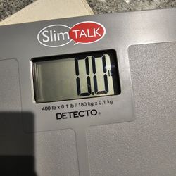 Talking Spanish And English Scale. Never Used 