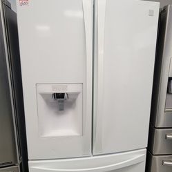 Counter depth refrigerator/ Very good 