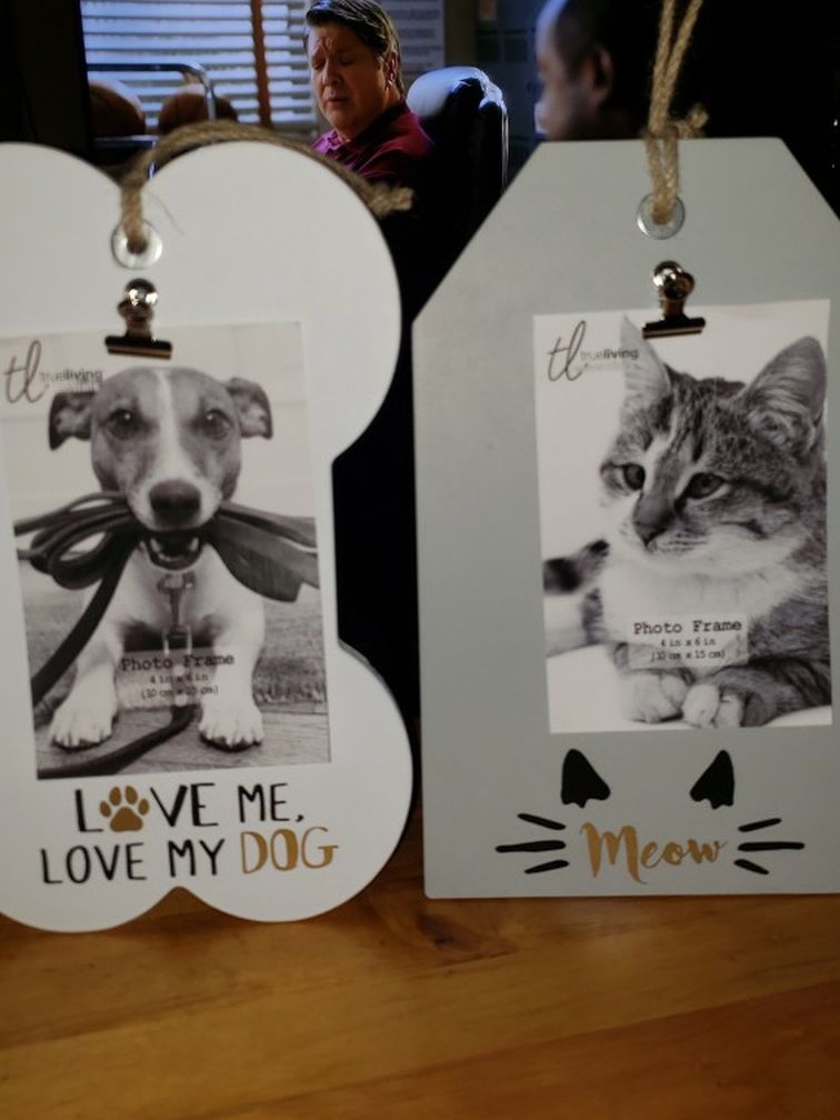 NEW CAT OR DOG PHOTO HOLDER