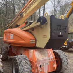 JLG Articulating Boom Lift 120’