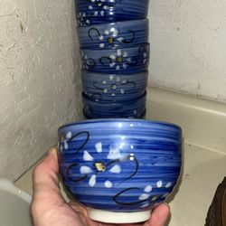 Vintage WCL Set of 8 Blue Daisy Porcelain Bowls - Stacking Floral Cereal/Soup Set - Like new never used!