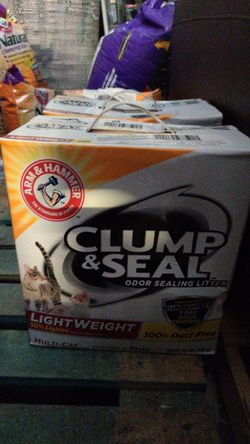 Arm & Hammer Lightweight Clump & Seal Kitty Litter