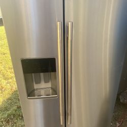 Like New Kitchenaid.    New Style Of Kitchenaid 