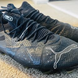 Puma Future Soccer Cleat Size 9.5