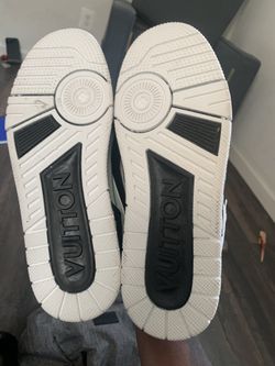 Louv Skates Fit Size 7