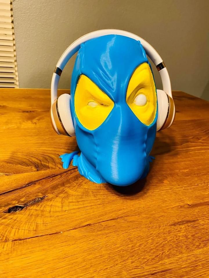 3D Printed Deadpool Headphone Holder