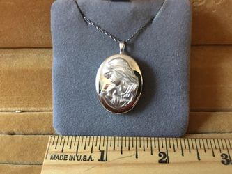 Mother and Child Pendant/Locket with Chain