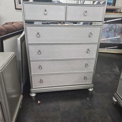 Chest Drawer
