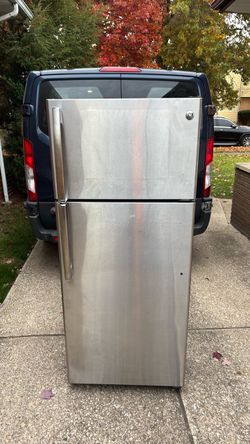 Refrigerator H