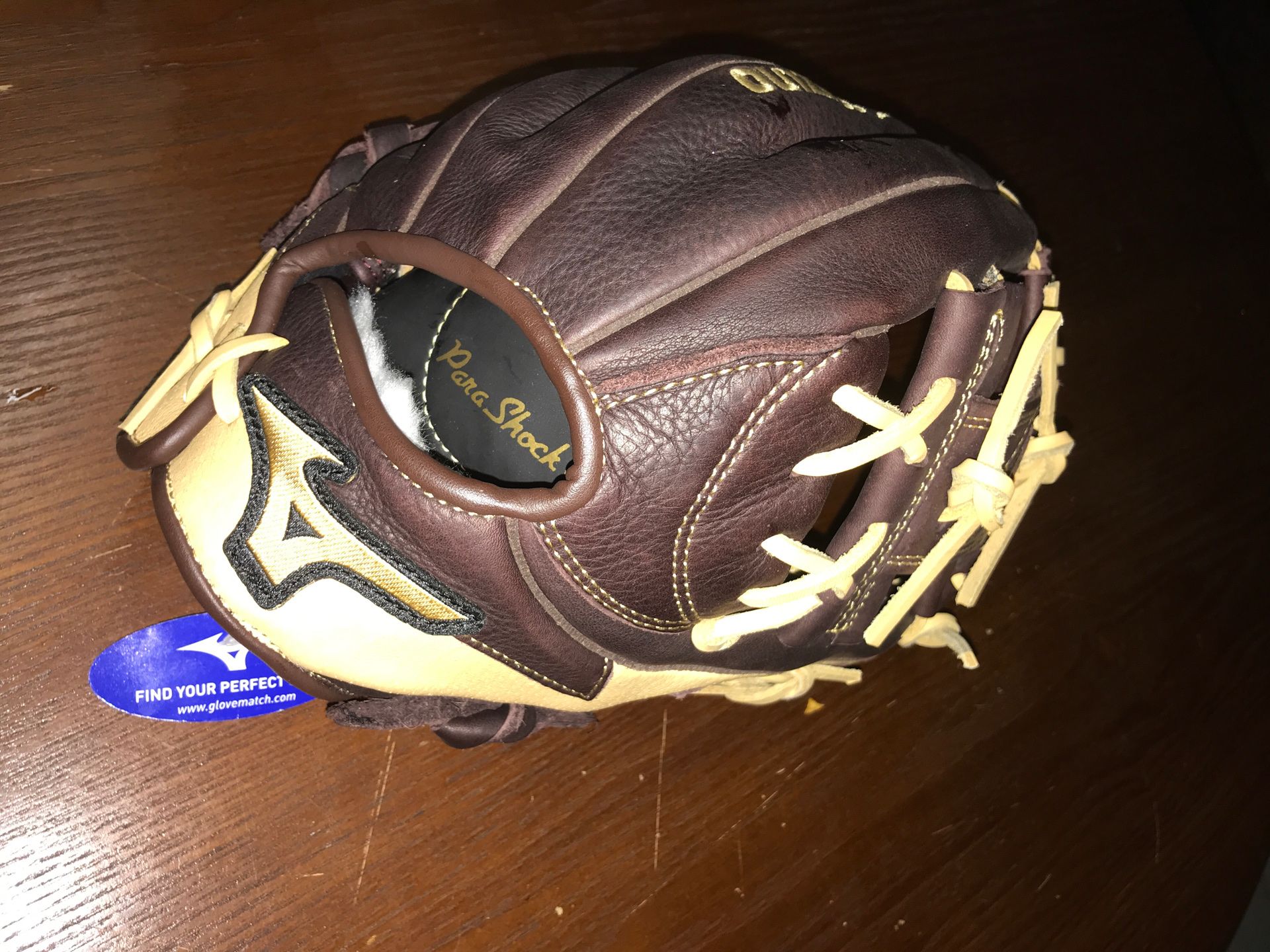 Mizuno baseball glove