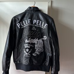 Brand  New  Pelle Pelle  Genuine Leather Jacket 